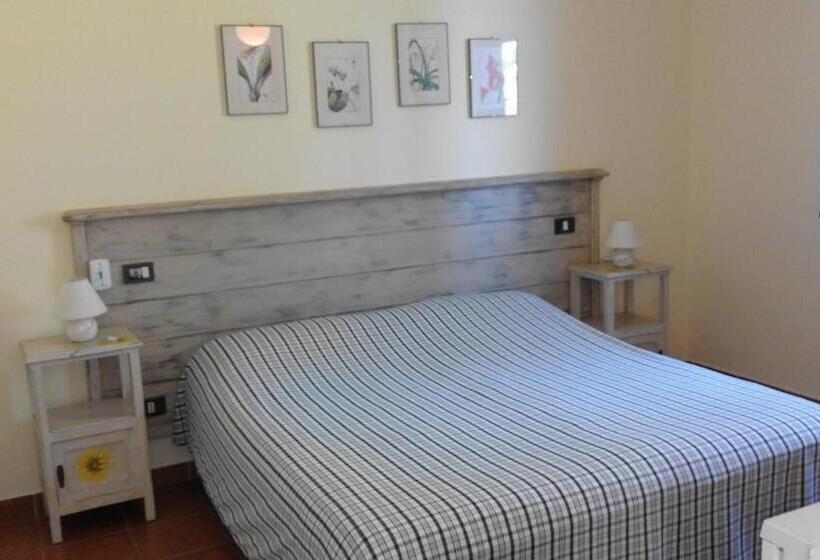 Номер Стандарт, Agriturismo Poggio Sassineri