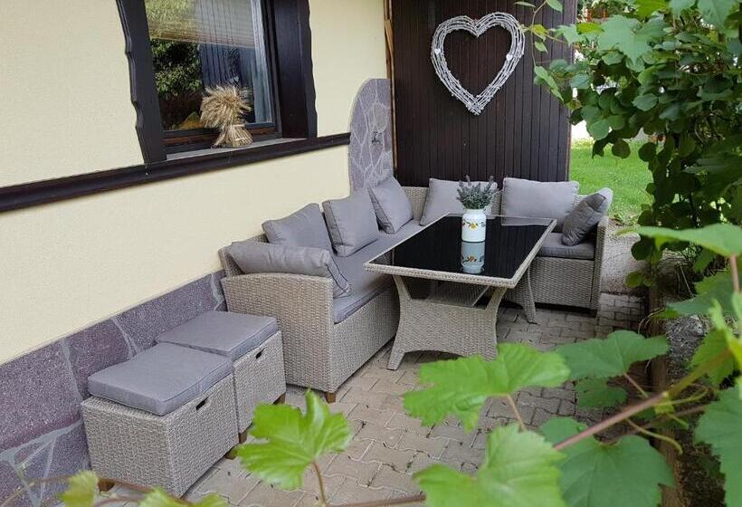 Family flat with garden view, Garden Apartments Maria