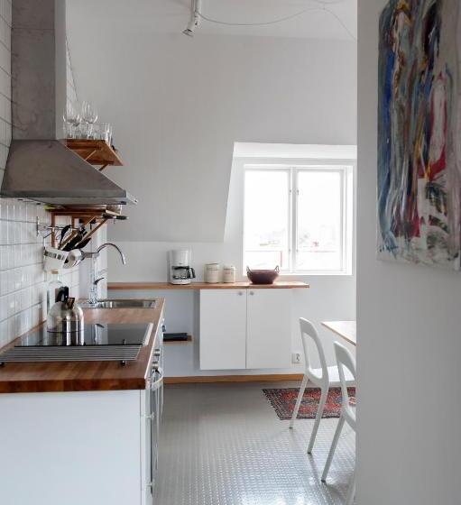 海の見えるスタンダードスタジオ, Sköna Hönor Apartments
