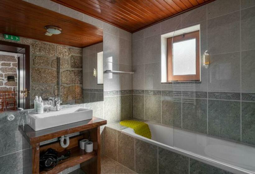 Номер Стандарт, Quinta De Calvelos