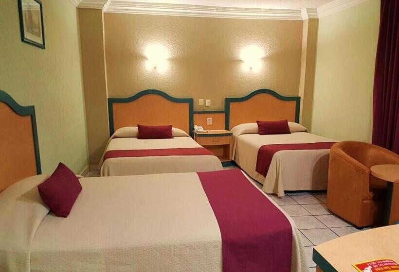 标准三人间, Madrid Minatitlán
