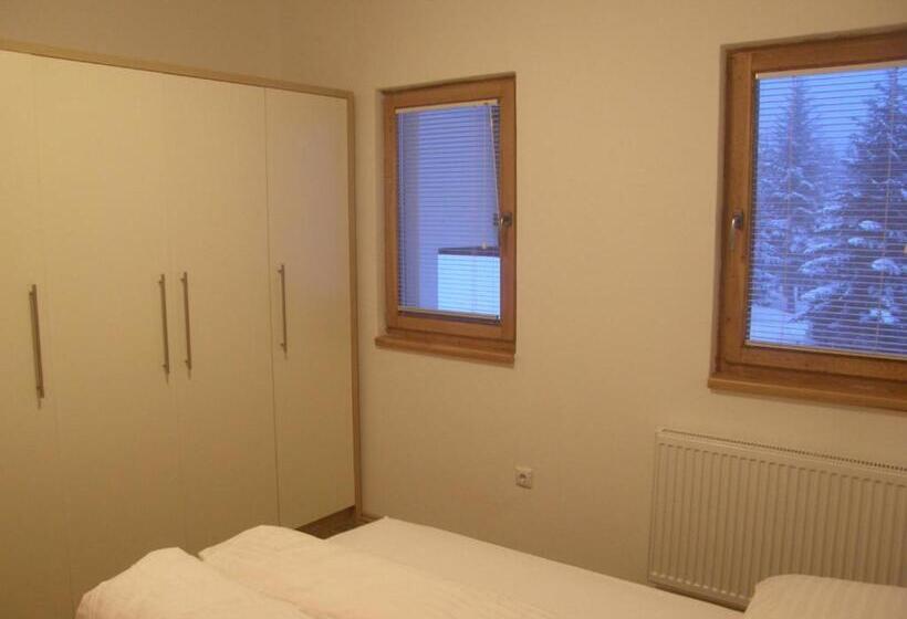 Apartamento 2 Dormitórios, Apartments And Rooms Max Well