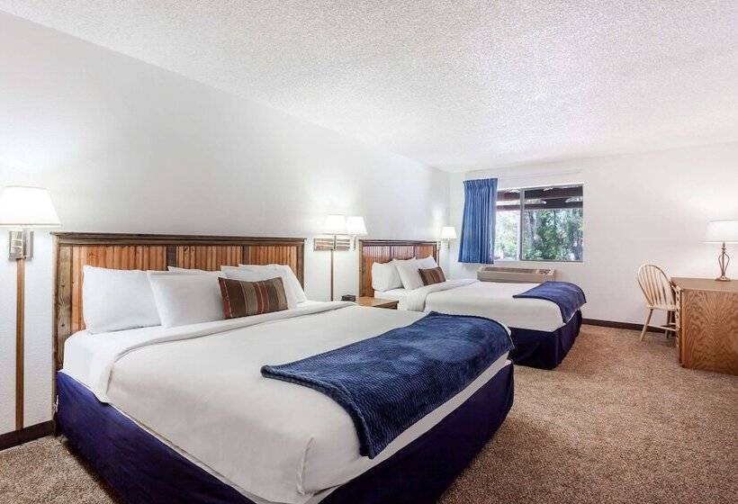 스위트, Days Inn By Wyndham Sandpoint