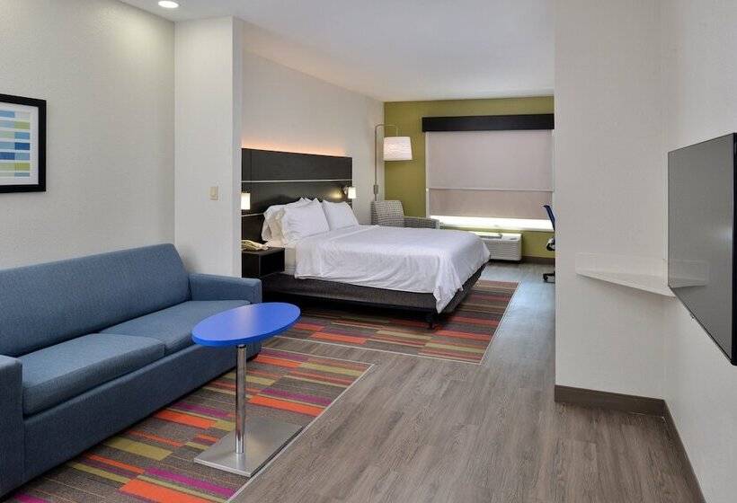 适合残疾人士使用的套间, Holiday Inn Express Hotel & Suites Carthage, An Ihg