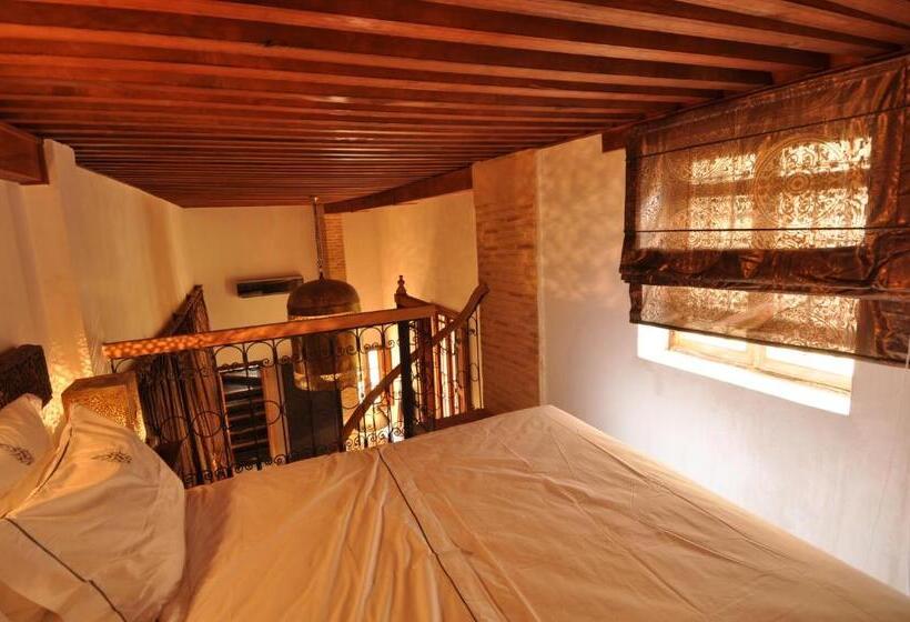 سوئیت رویال, Riad Layla