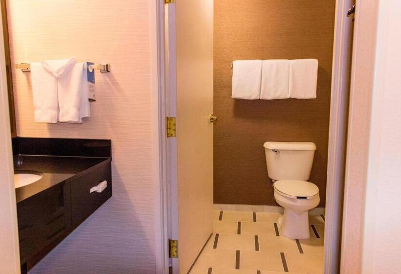 标准间, Fairfield Inn Kansas City Downtown/union Hill