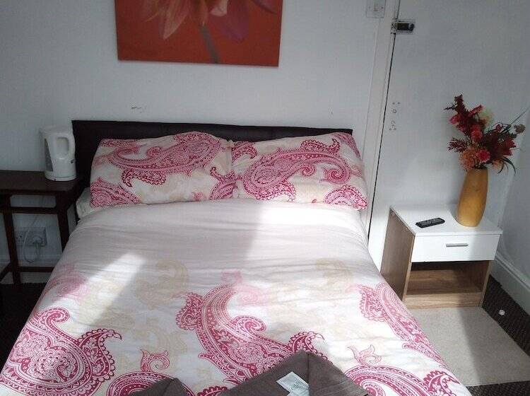 غرفة عائلية, Myroomz Seaview