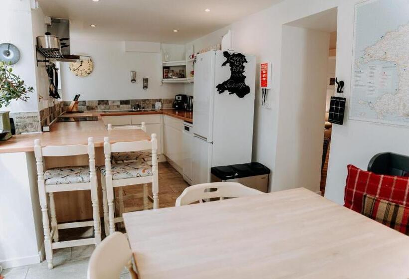 침실 3개 주택, Hamilton Lodge   Cottage Sleeps 8