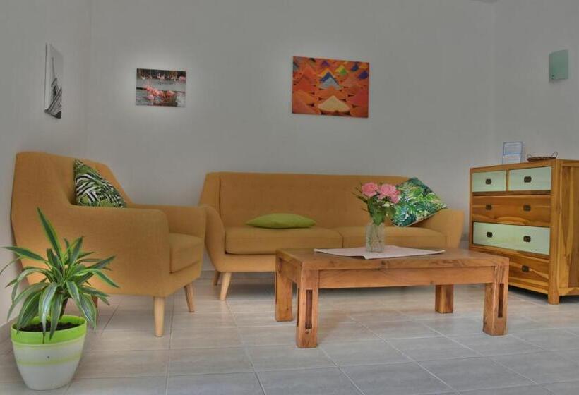 Апартаменты Superior 1 Спальня, Flowery Inn Villa