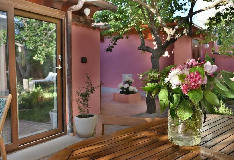 Апартаменты Superior 1 Спальня, Flowery Inn Villa
