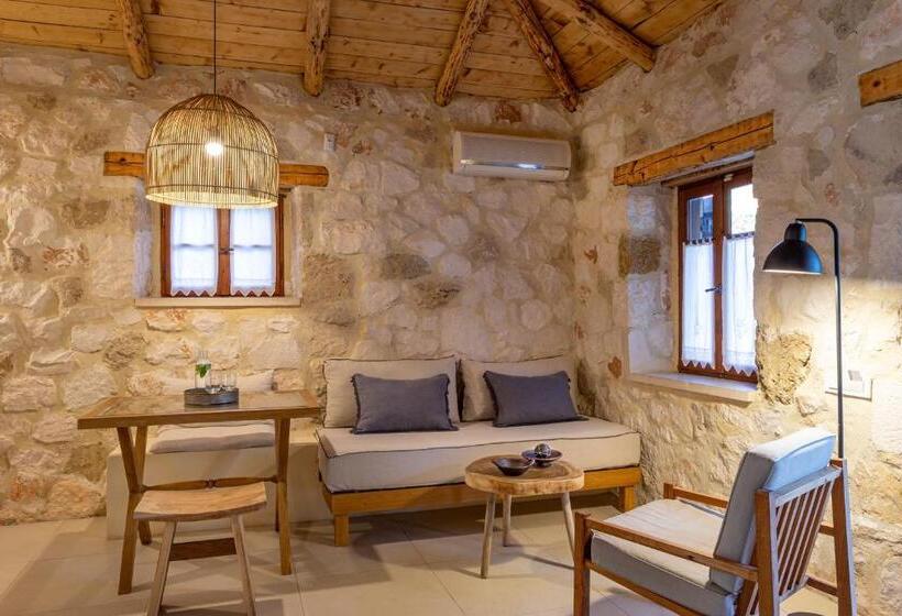 استودیوی استاندارد, Paliokaliva Apartments And Villas