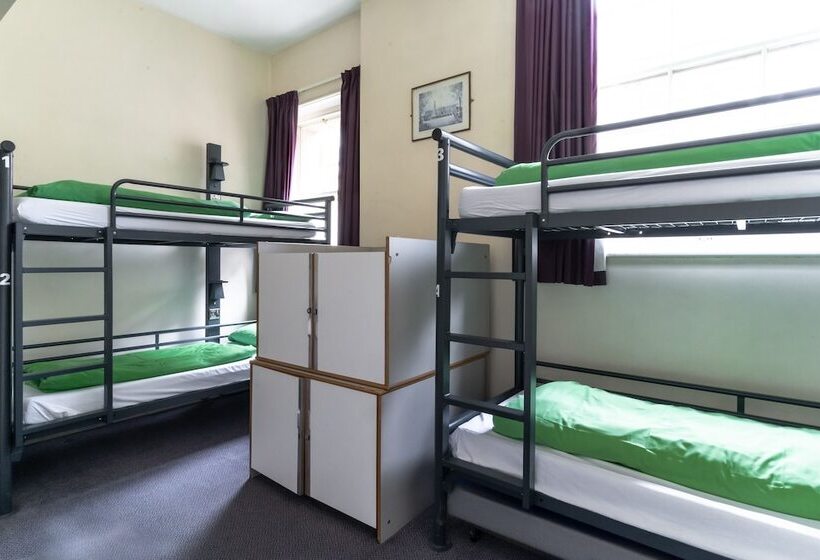 Кровать в Многоместном Номере с Общей Ванной, Yha London St Paul S
