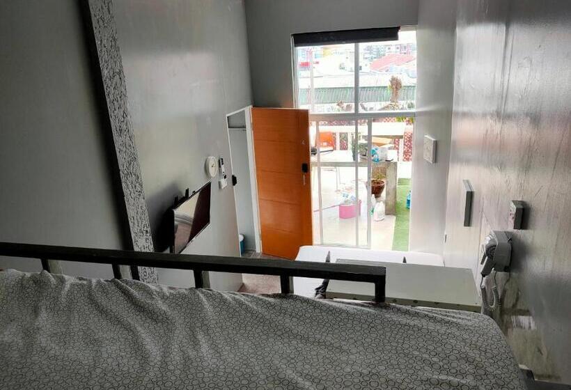 استودیوی لوکس, Entropy Apartment