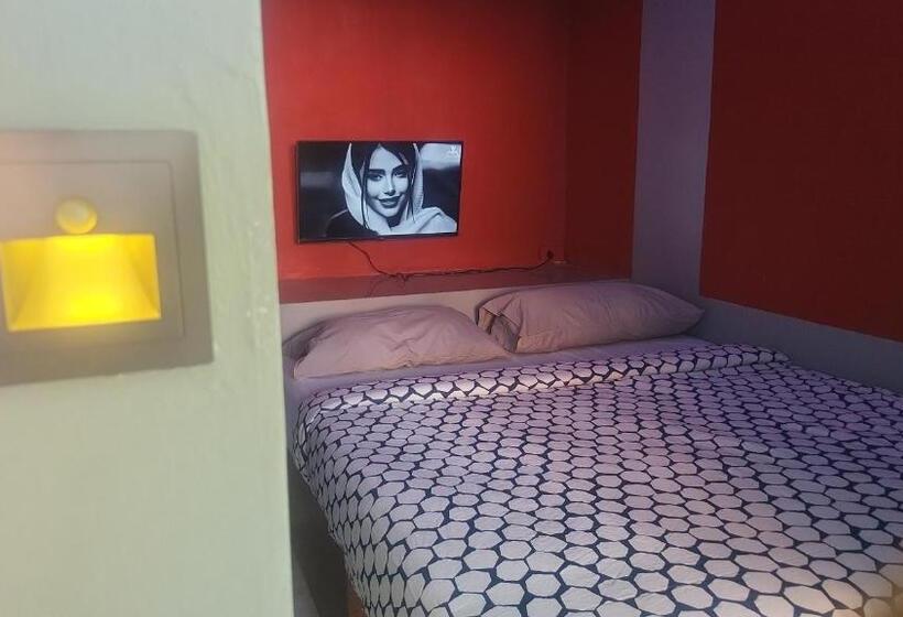 اتاق اکونومی, Entropy Apartment