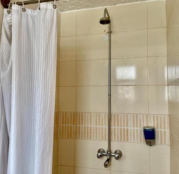 اتاق استاندارد, Kenya Comfort Suites