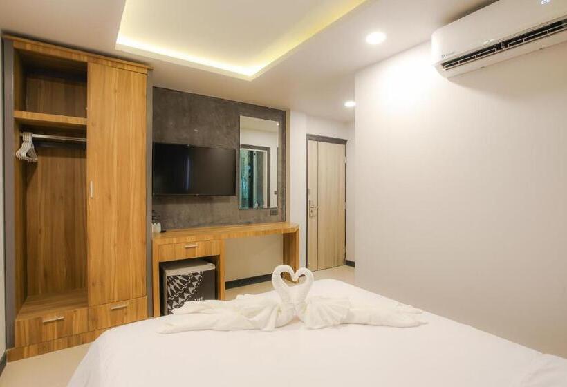 Quarto Estandar, The Mantra Hotel Kata Noi