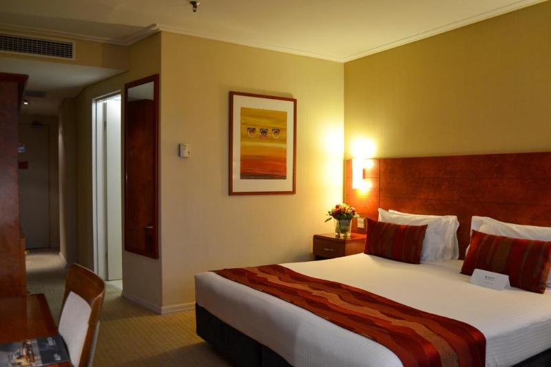 스탠다드 룸 킹사이즈 침대, Holiday Inn Express Hotel & Suites Concordia Us 81, An Ihg