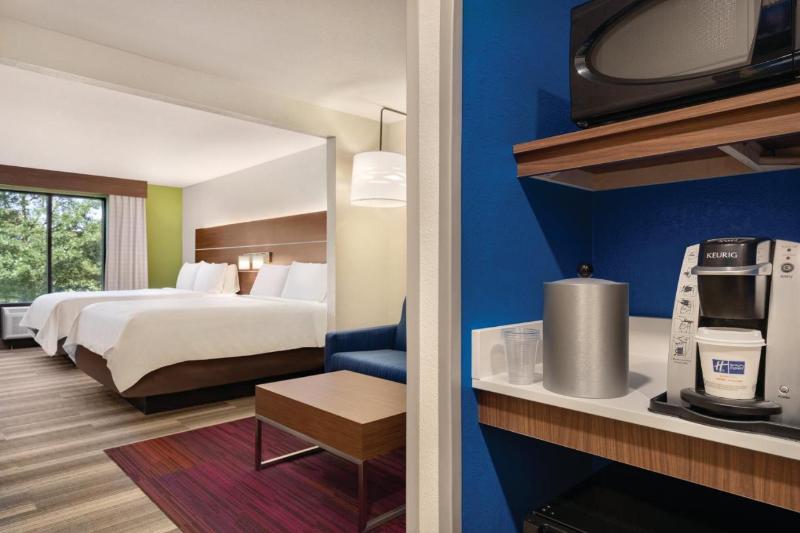 Номер Стандарт Кровать Квин Адаптированный для Инвалидов, Holiday Inn Express Hotel & Suites Lavonia, An Ihg