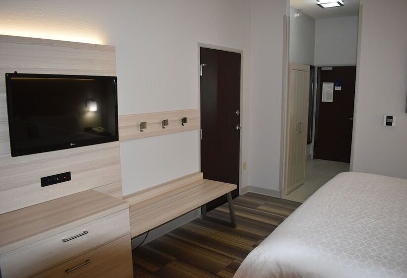 套房, Holiday Inn Express Hotel & Suites Mcpherson, An Ihg