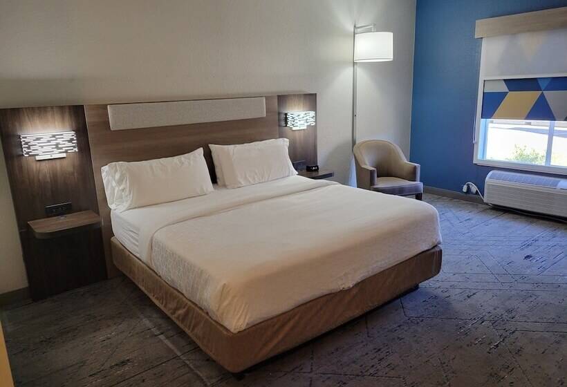 Люкс, Holiday Inn Express Hotel & Suites   The Villages, An Ihg