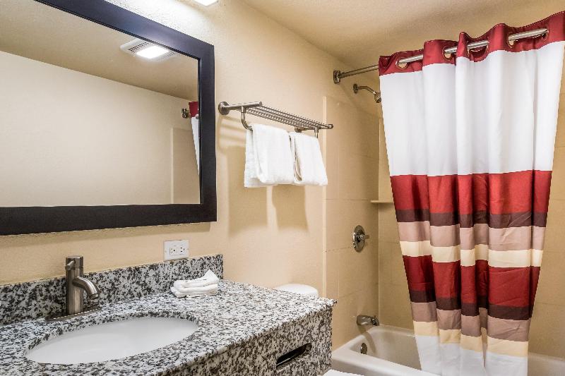 Люкс Кровать Кинг, Holiday Inn Express Breaux Bridge, An Ihg