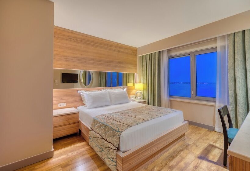 Номер Стандарт Боковой Вид на Море, Melas Resort