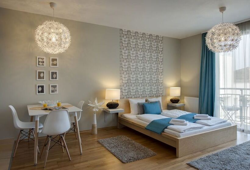 Superior Studio, Central Passage Apartments By Vagabond
