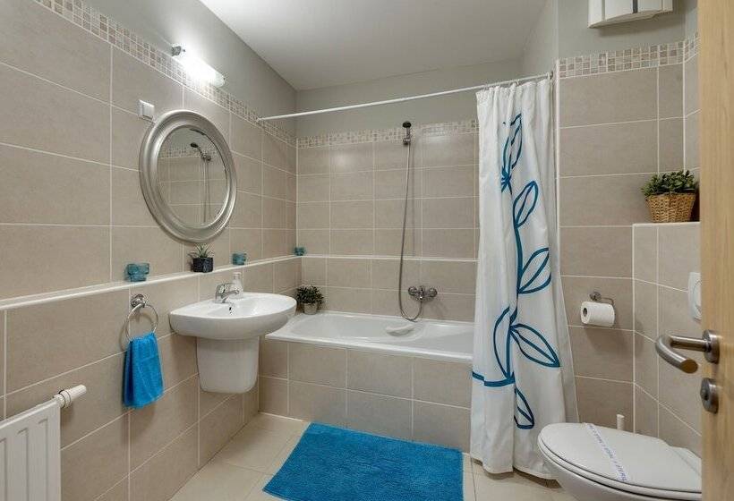 Superior Studio, Central Passage Apartments By Vagabond
