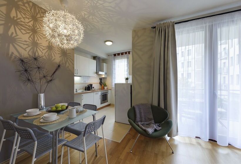 2 Sovrums Lägenhet, Central Passage Apartments By Vagabond