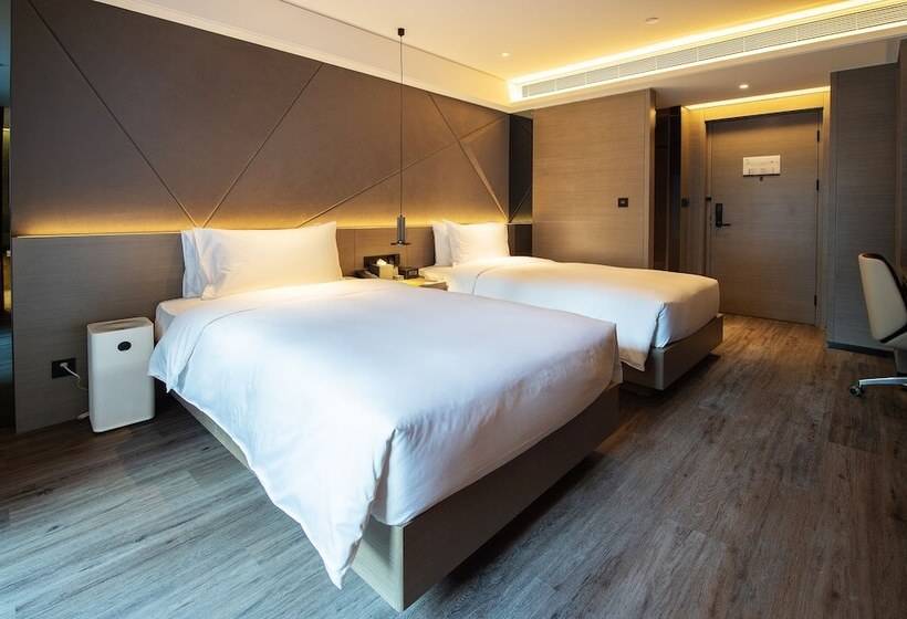Номер Стандарт, Mercure Harbin Central Street Sophia Church
