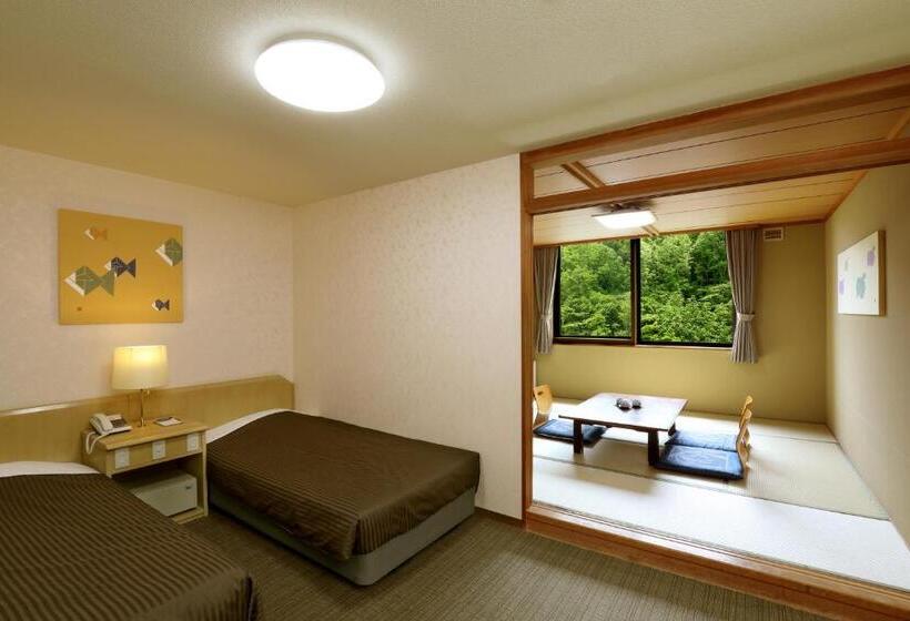 Номер Стандарт, Park Hotel Miyabitei