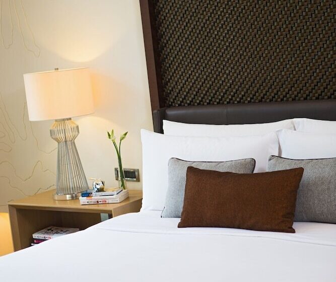 Номер Стандарт 2 Двуспальные Кровати, Renaissance Sanya Haitang Bay Resort