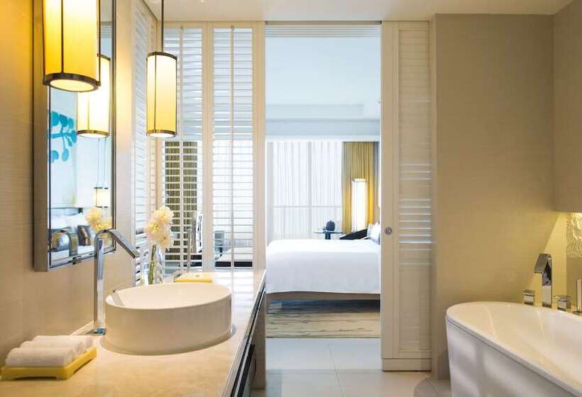 Номер Deluxe Вид на Сад, Renaissance Sanya Haitang Bay Resort