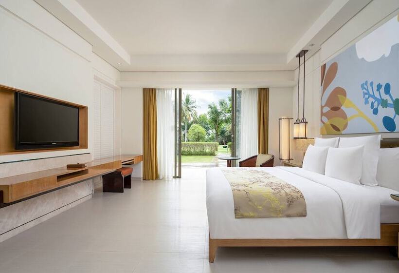 Семейный Номер Вид на Сад, Renaissance Sanya Haitang Bay Resort