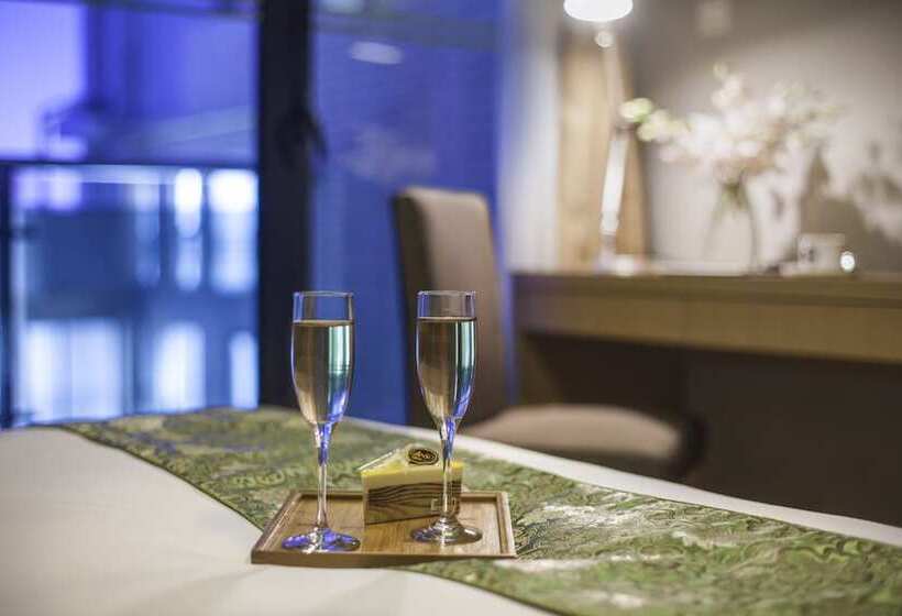 Студия Премиум, Citadines Zhuankou Wuhan