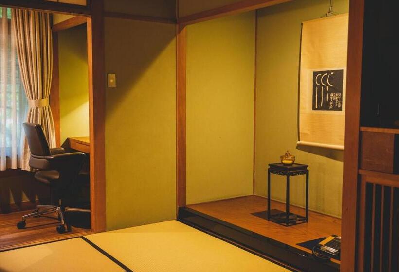 اتاق سوپریور, Arima Onsen Tocen Goshobo