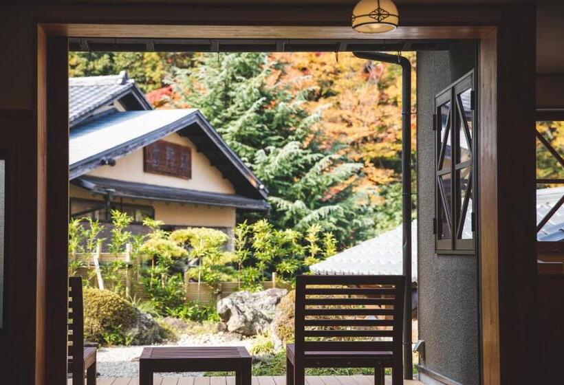 سوییت لوکس, Arima Onsen Tocen Goshobo