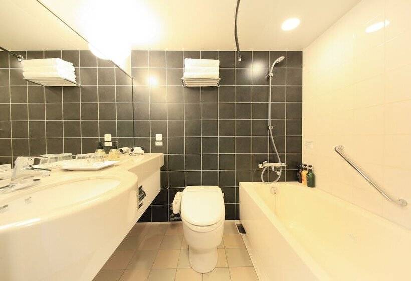 Номер Стандарт Трехместный, Richmond Hotel Aomori