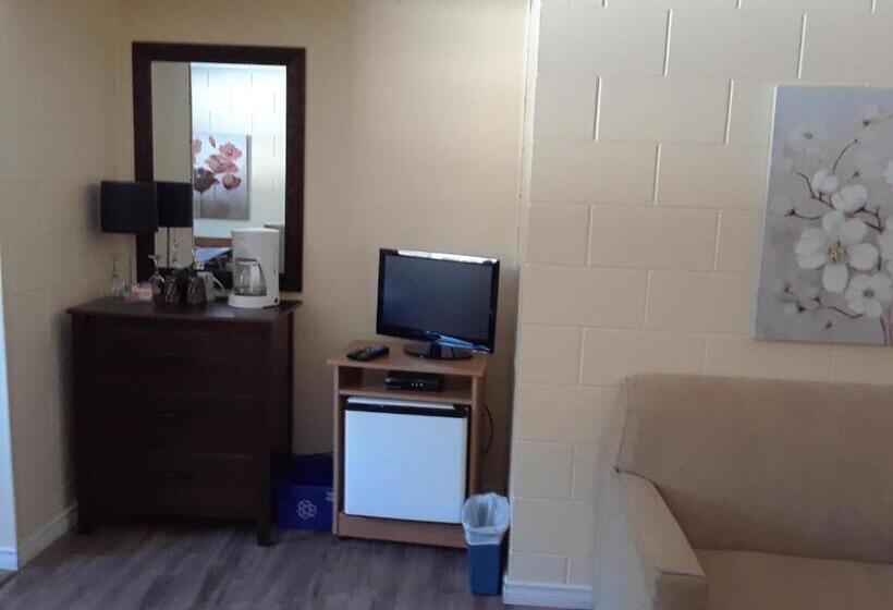 Семейный Номер, Mountain View Motel