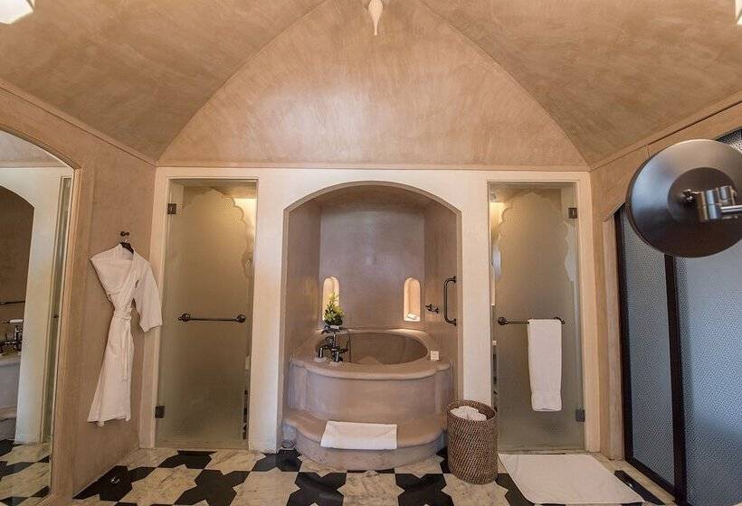 带2个双人床的标准工作室, Fairmont Jaipur