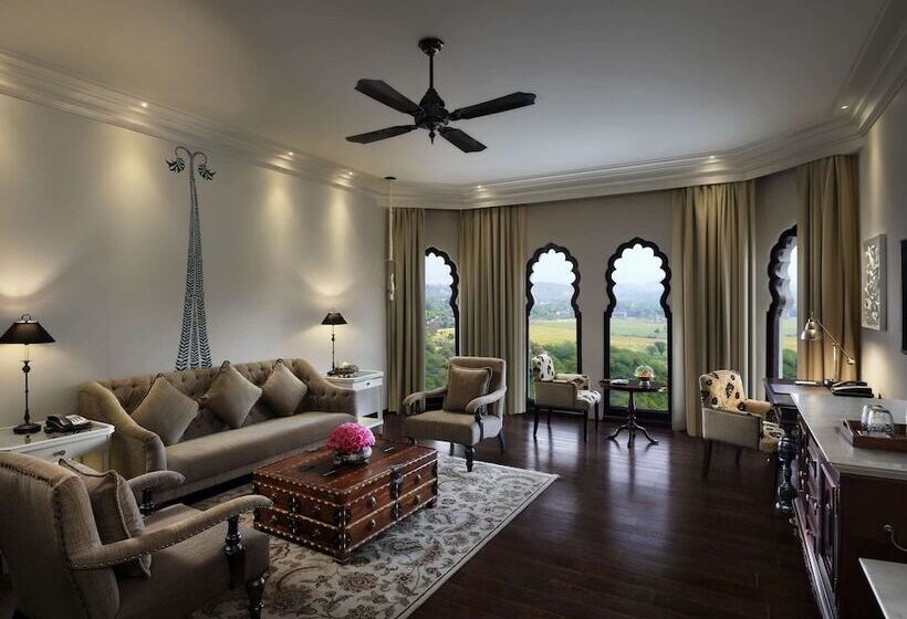 带露台的套间, Fairmont Jaipur