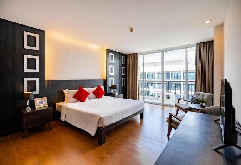 Номер Deluxe Вид на Город, J Pattaya