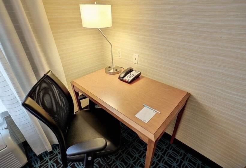 스탠다드 룸 더블 침대 2개, Fairfield Inn & Suites By Marriott Edison   South Plainfield