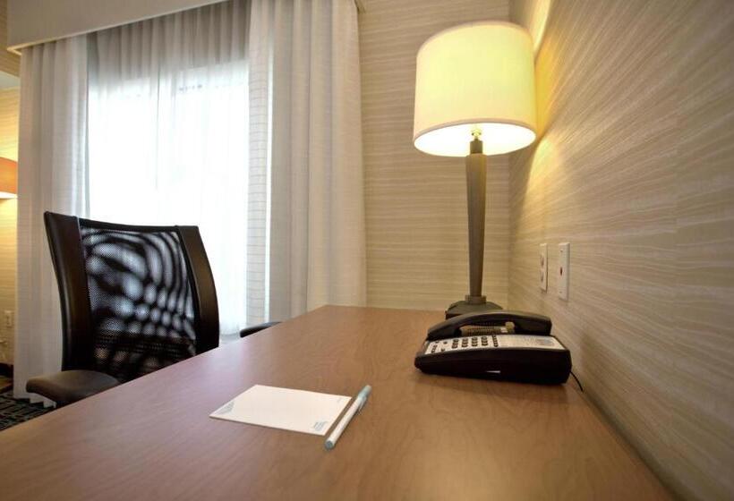 스탠다드 룸 킹사이즈 침대, Fairfield Inn & Suites By Marriott Edison   South Plainfield