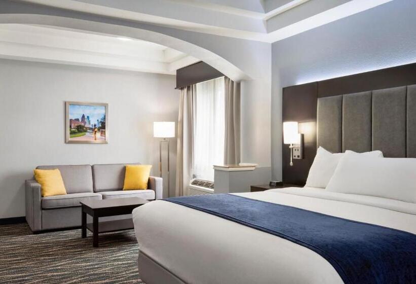 キングサイズベッドのスイートルーム, Days Inn & Suites By Wyndham Houston Hobby Airport