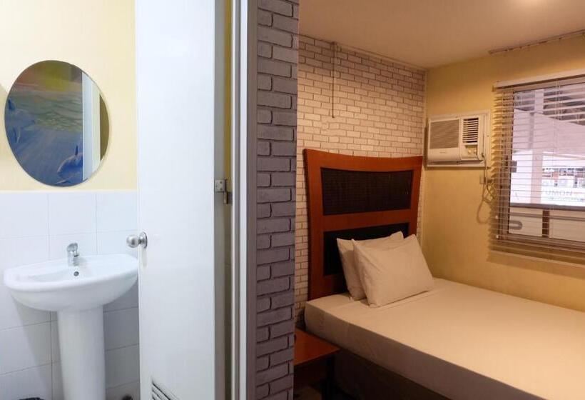 스탠다드 룸, Spaces Hotel Makati