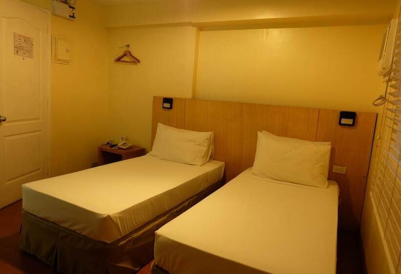 스탠다드 룸, Spaces Hotel Makati
