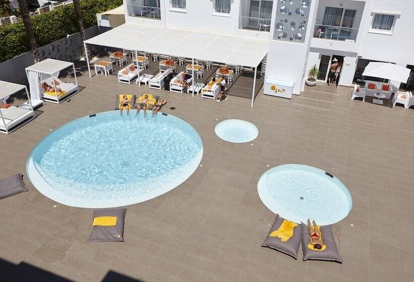 جناح جونيور, Ibiza Sun Apartments
