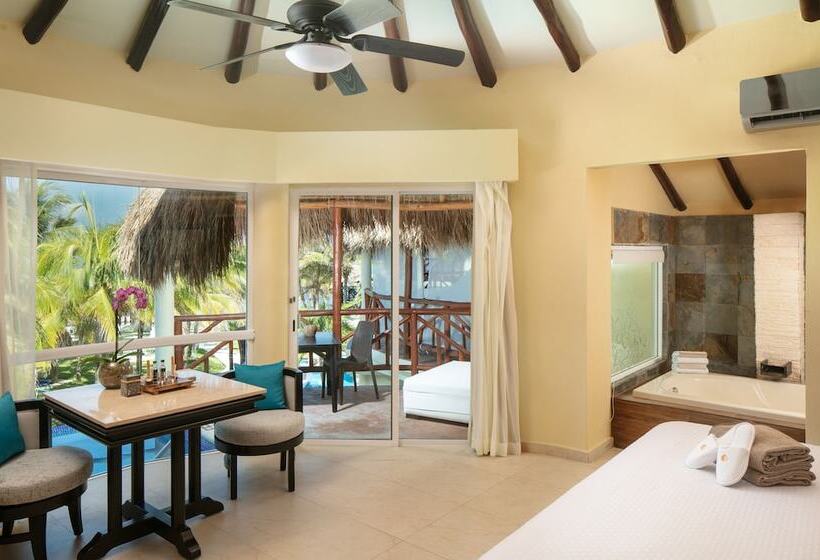 Suite met Zwembad, El Dorado Casitas Royale Catamarán, Cenote & More Inclusive