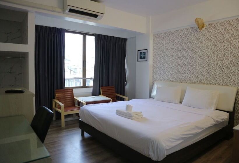 Quarto Superior, Crown Bts Nana